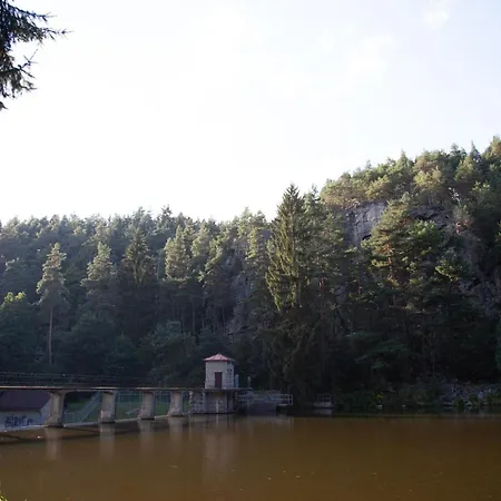 Temechov * Želiv